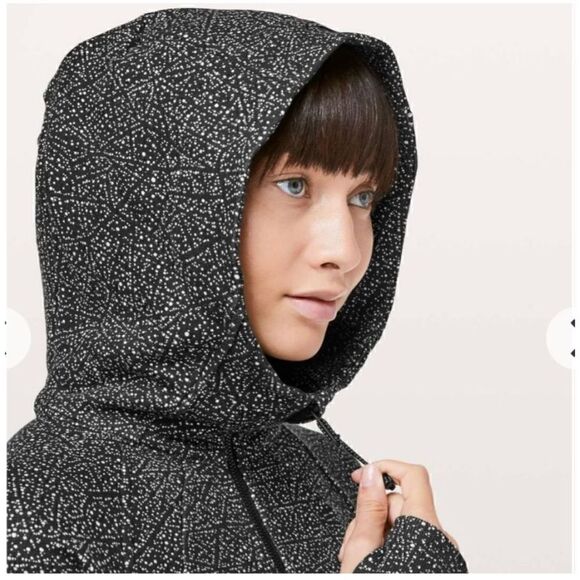 Lululemon Athletica Women’s Night View Scuba Full Zip Hooded Jacket - Picture 10 of 13